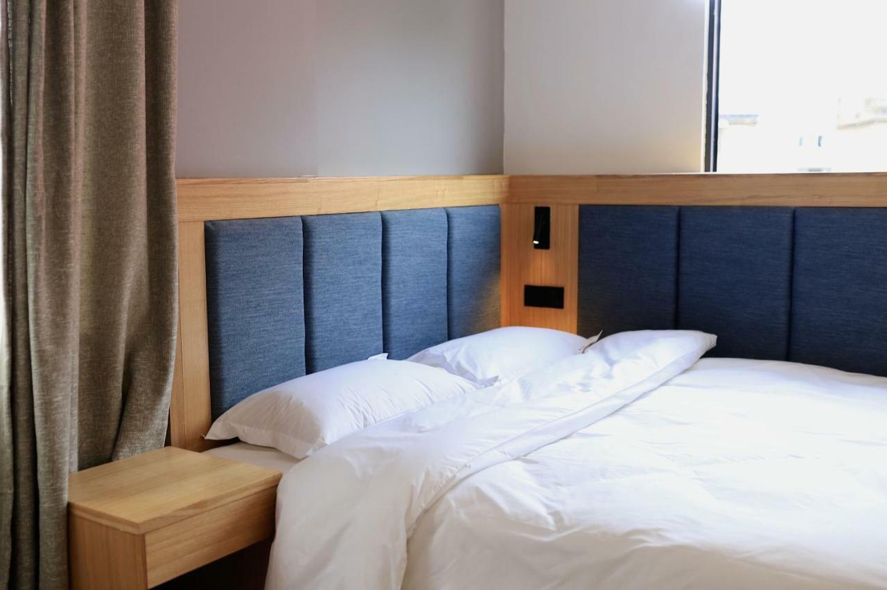 Hotel Travel light Guilin Exterior foto
